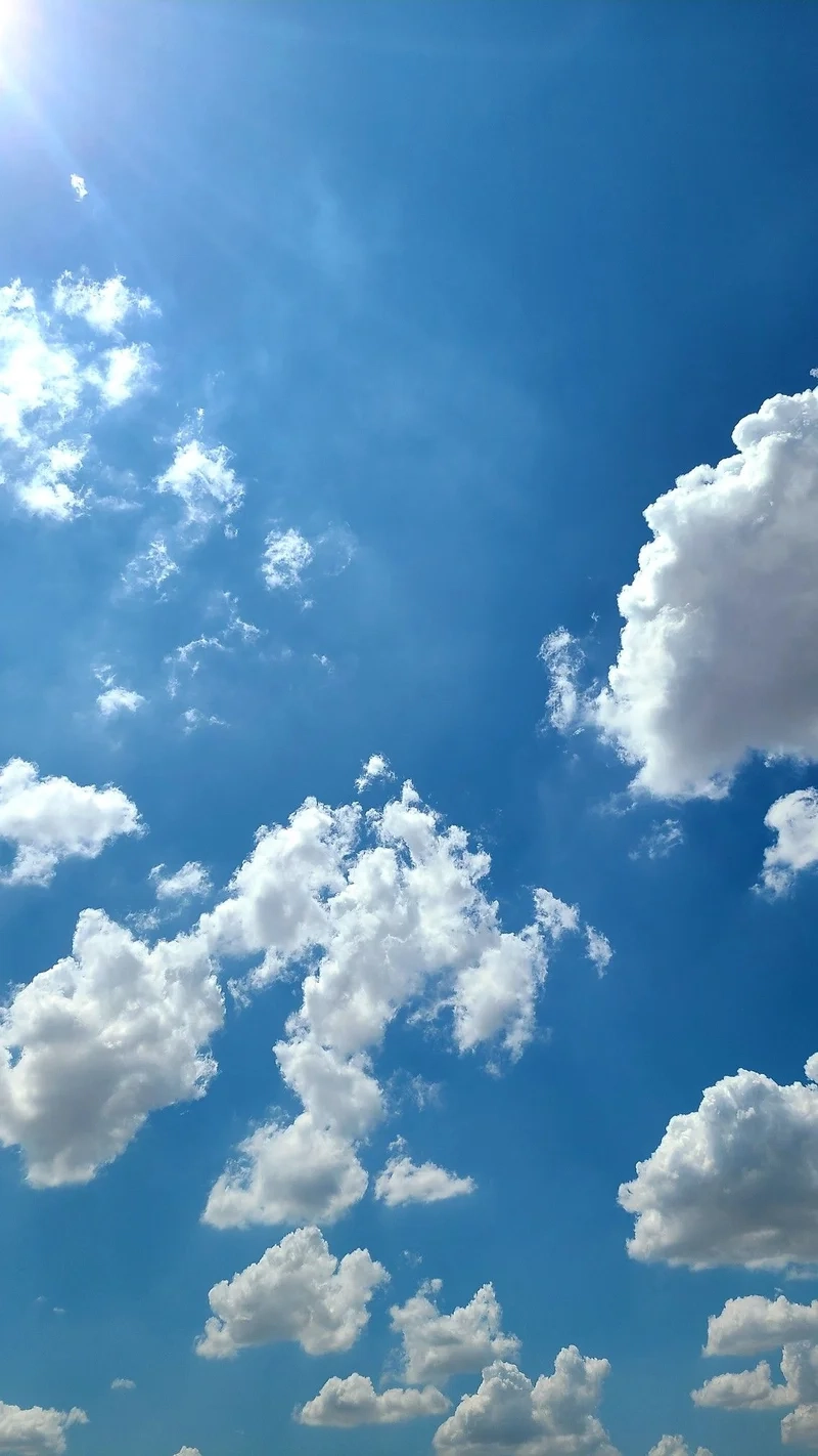 Thưởng ngoạn vẻ thanh thoát từ hình avatar bầu trời