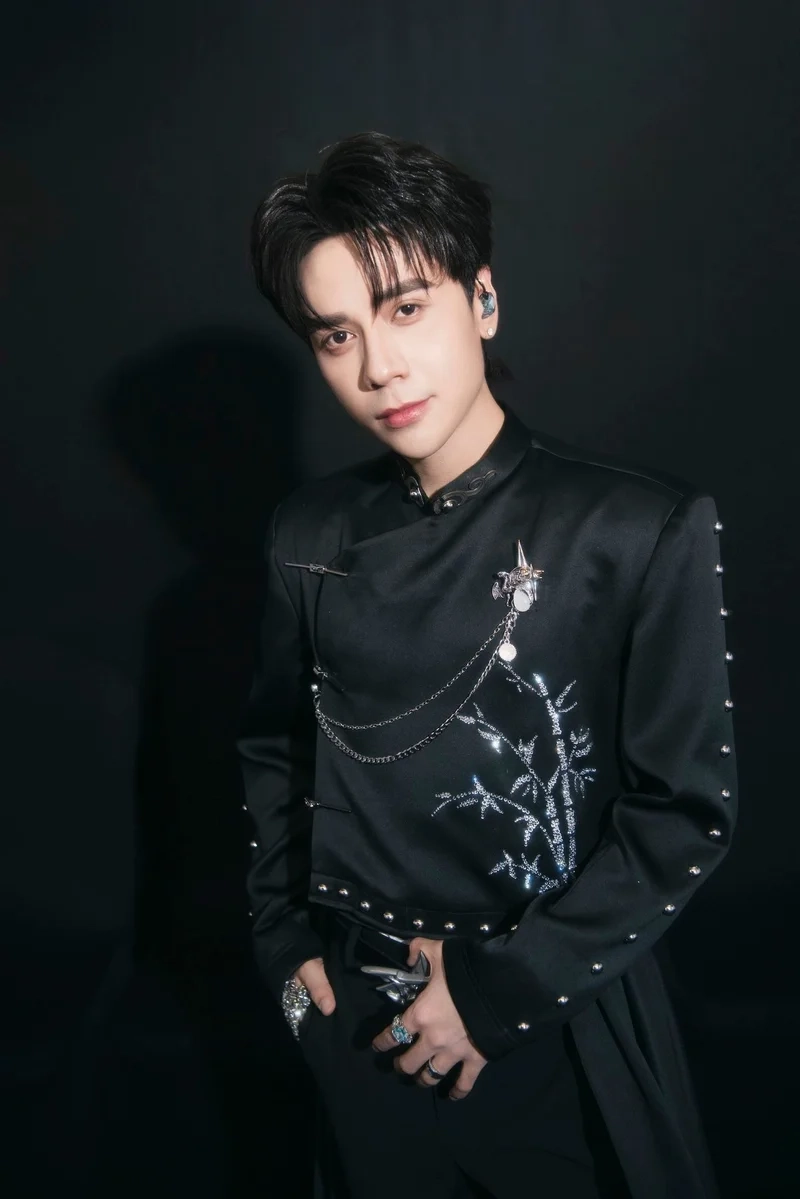 Thể hiện cá tính với hình ảnh quang hùng masterd cute