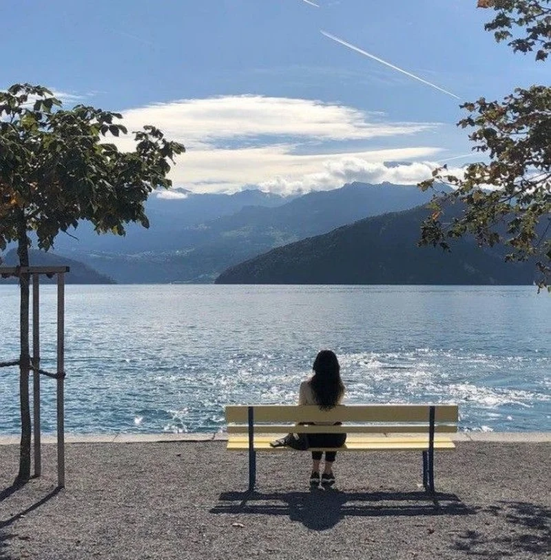 Khám phá nỗi lòng với avatar thất tình cho nữ