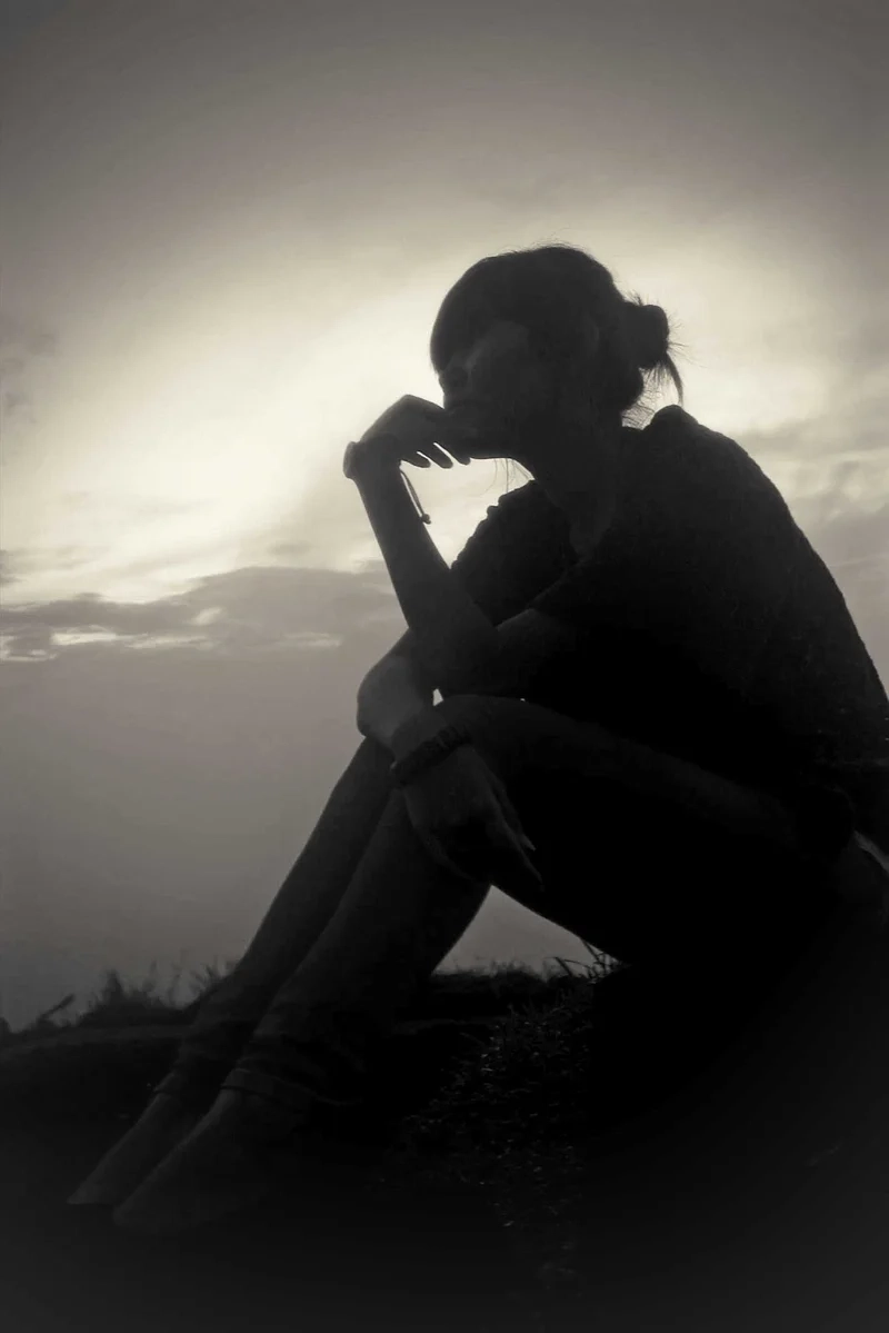 Chia sẻ cảm xúc với avatar cho người thất tình