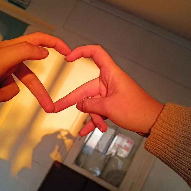 Thể hiện dễ thương với avatar trái tim cute