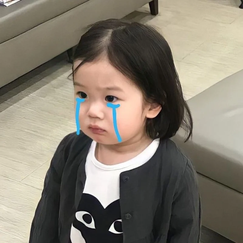 Cô đơn trong tình yêu là meme sad girl