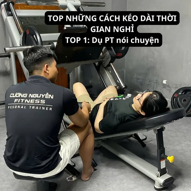 PT hướng dẫn từng động tác chuẩn meme PT