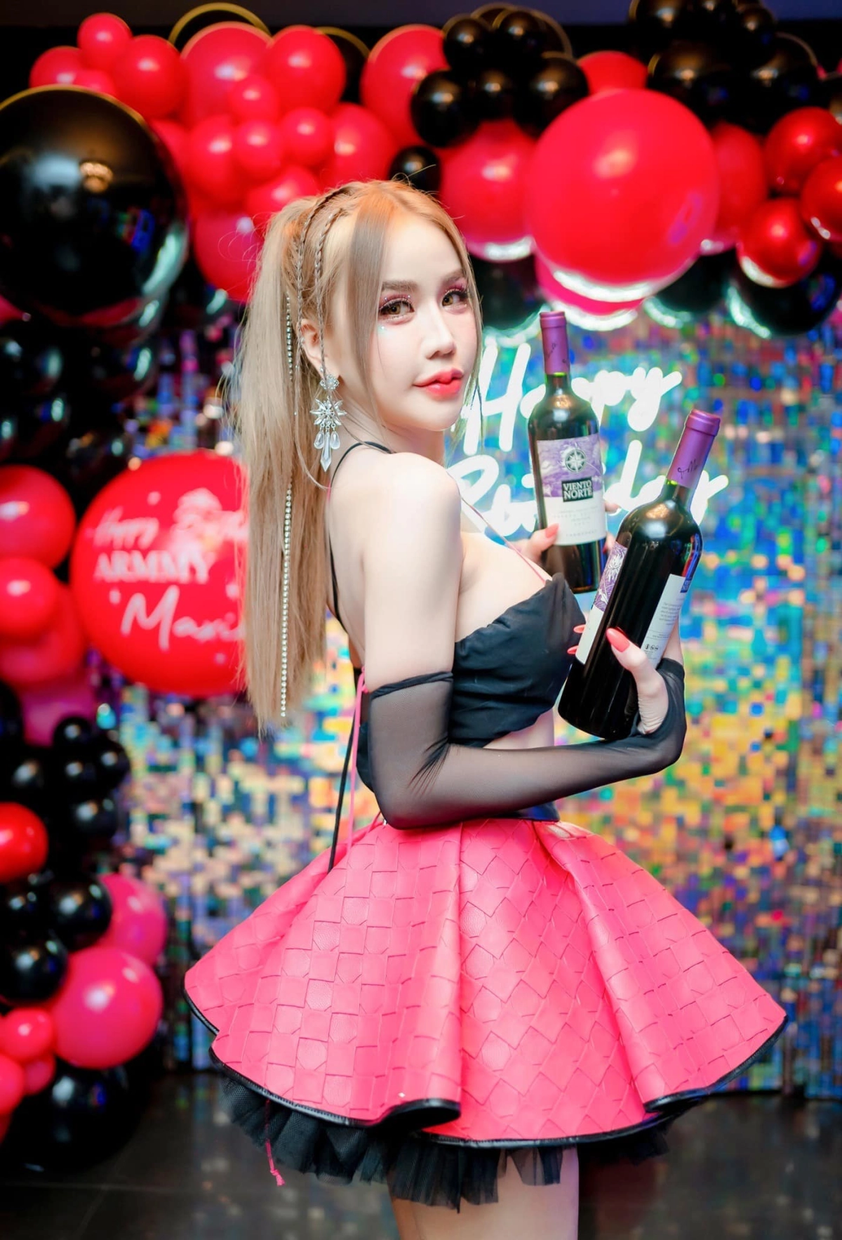 Ảnh sex gái trung vú to mịn màng cuốn hút