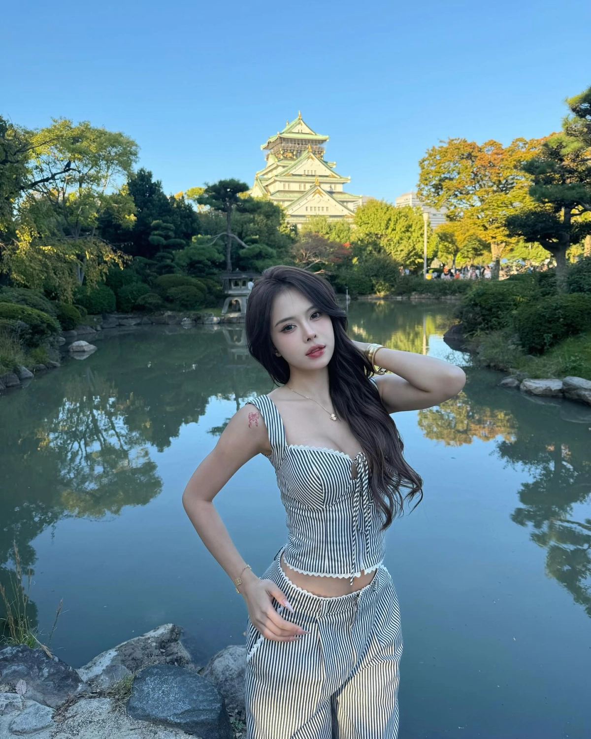 Ảnh gái xinh cute sexy dễ thương kết hợp phong cách nóng bỏng cuốn hút mạnh