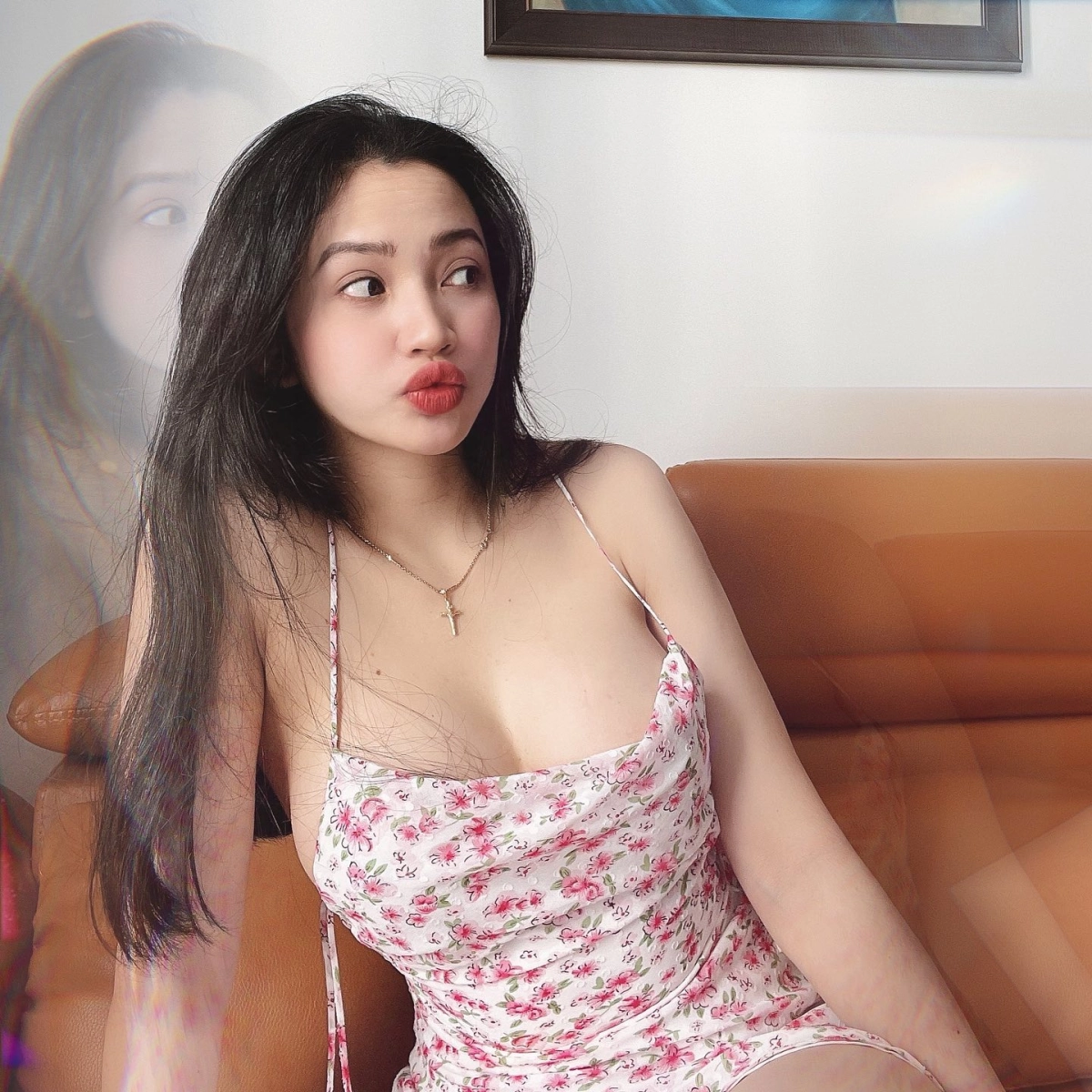 Gái xinh 18 tuổi trẻ tươi mới body nóng bỏng quyến rũ cuốn hút mê mẩn