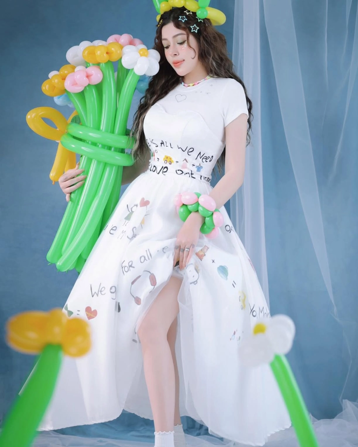 Cô gái chibi cute chibi dễ thương kết hợp nóng bỏng quyến rũ mê hoặc