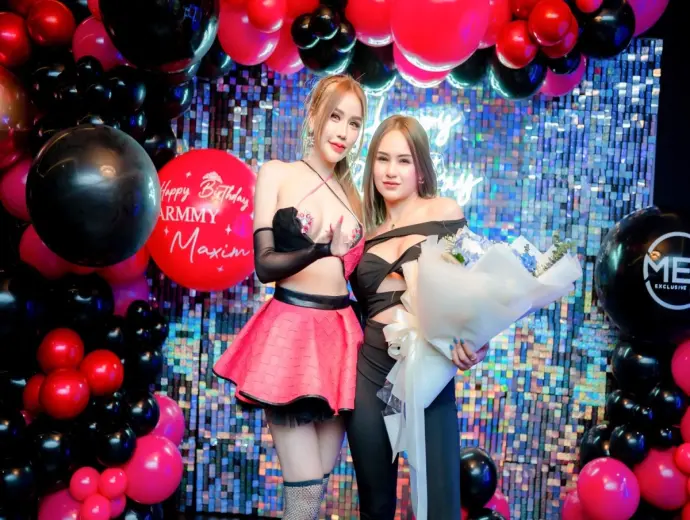 Khám phá bộ ảnh gái sexy 18+ thân hình hoàn hảo tuyệt vời