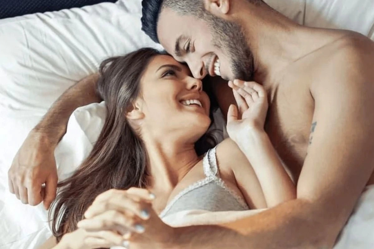 Cảm giác lên đỉnh như thế nào: Dấu hiệu nhận biết và lợi ích sức khỏe