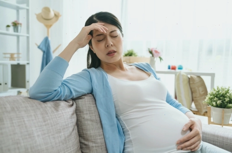 Bà bầu bị ốm nghén nên bổ sung các thực phẩm dễ tiêu hóa và giàu dinh dưỡng