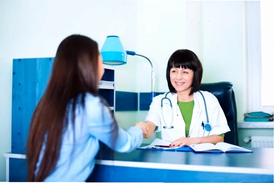 Bạn nên khám phụ khoa định kỳ ít nhất 6 tháng/lần