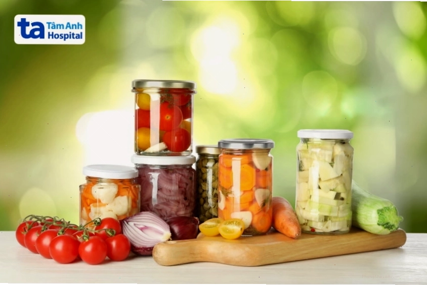 Các loại rau bà bầu nên tránh như rau răm, rau sam, đu đủ xanh