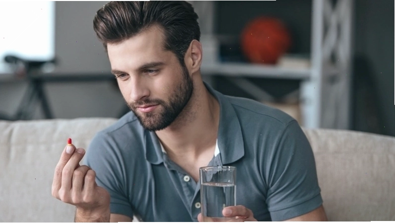 Chai vitamin tổng hợp cho nam giới với nhiều loại khoáng chất thiết yếu