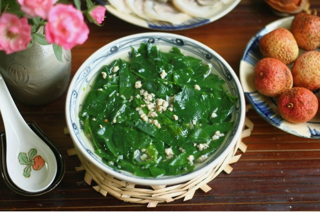 Giá trị dinh dưỡng từ rau ngót