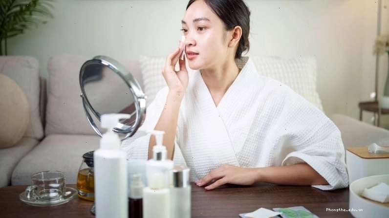 Hoa Dành Dành tạo màu tự nhiên cho thực phẩm và chiết xuất làm đẹp da