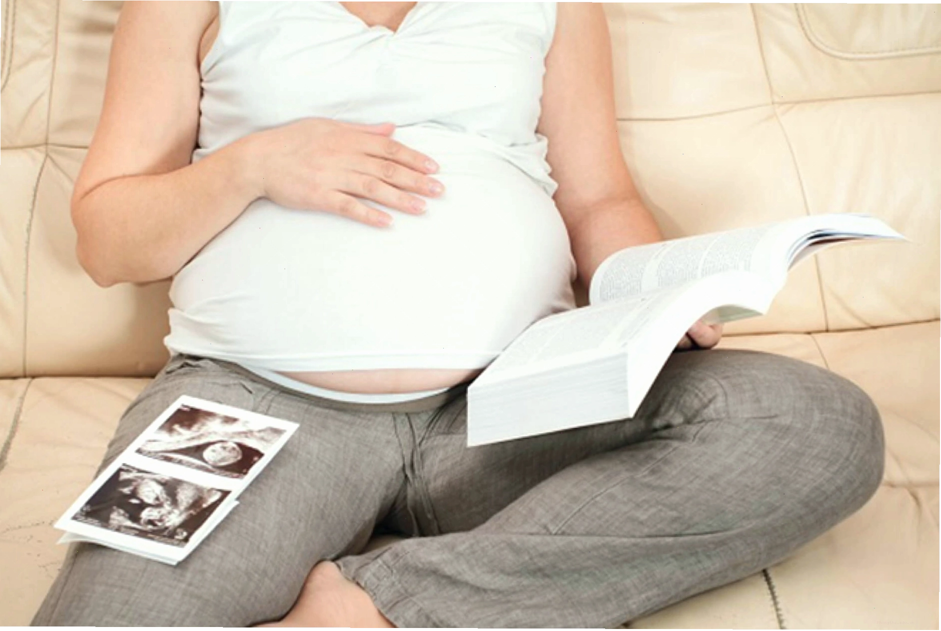 Khi nào mẹ nên đọc truyện thai giáo cho thai nhi