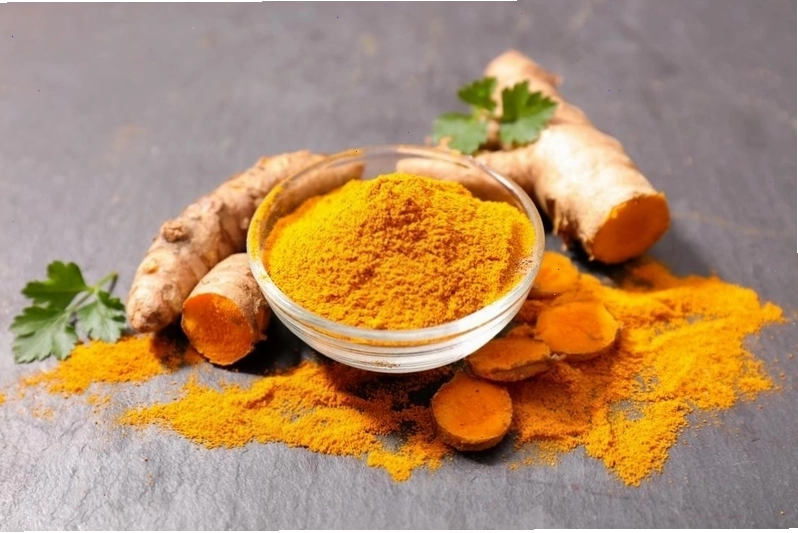 Làm hồng vùng kín bằng mặt nạ sữa chua và bột nghệ