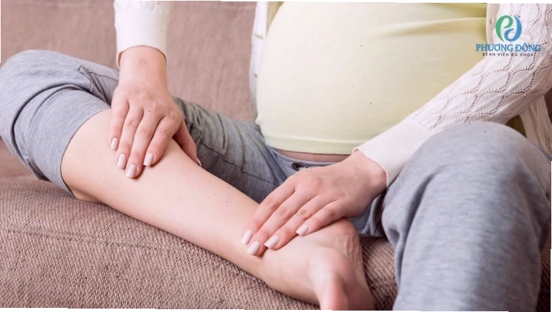 Mẹ bầu 18 tuần cảm nhận rõ rệt những thay đổi của cơ thể và thai máy