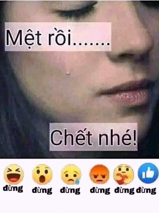 Meme cô gái chống tay lên cằm suy tư