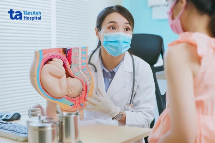 Phụ nữ mang thai nên tham khảo ý kiến bác sĩ