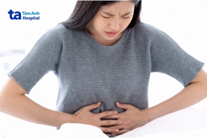 Phụ nữ thường bị căng tức phần bụng dưới trong ngày rụng trứng