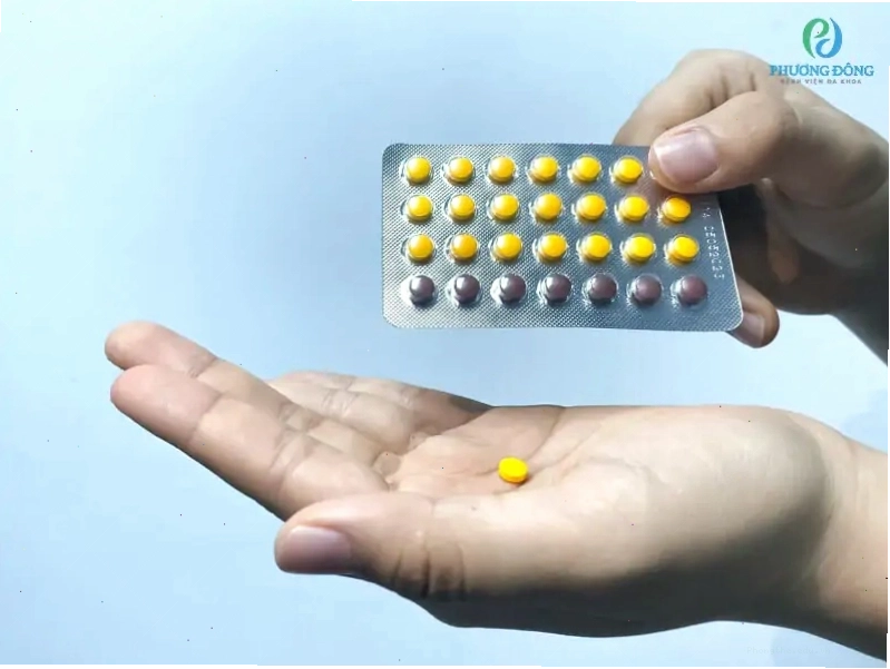 Thuốc tránh thai có thể gây ra hiện tượng ra dịch màu hồng