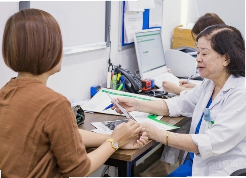 Tìm kiếm sự tư vấn y tế khi có dấu hiệu bất thường