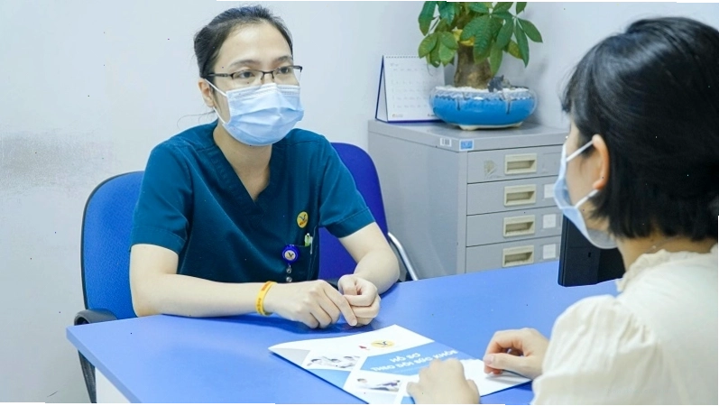 Với sự hỗ trợ của chuyên gia, bạn có thể áp dụng cách tránh thai phù hợp