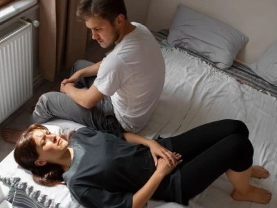 Quan hệ bị đau bụng dưới: Nguyên nhân, dấu hiệu và cách xử lý