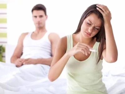 Ra máu sau quan hệ 2 ngày có thai không? Giải đáp chi tiết